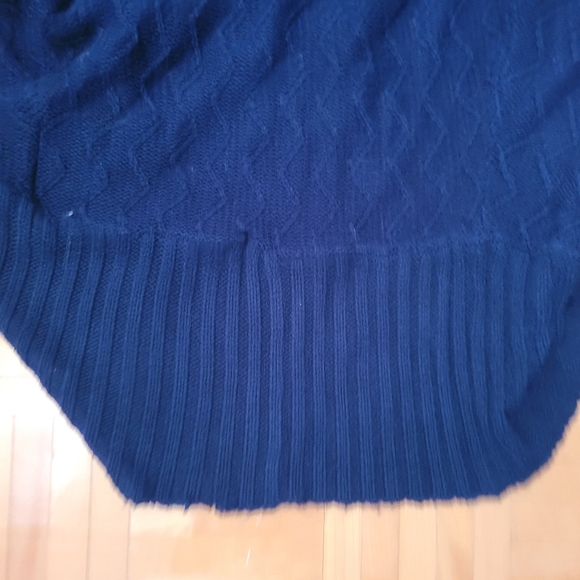 Women Cardigan - Picture 4 of 10